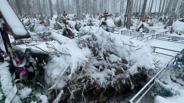 Трагедия на Пасху: ураган превратил поминальный визит на кладбище в смертельную ловушку