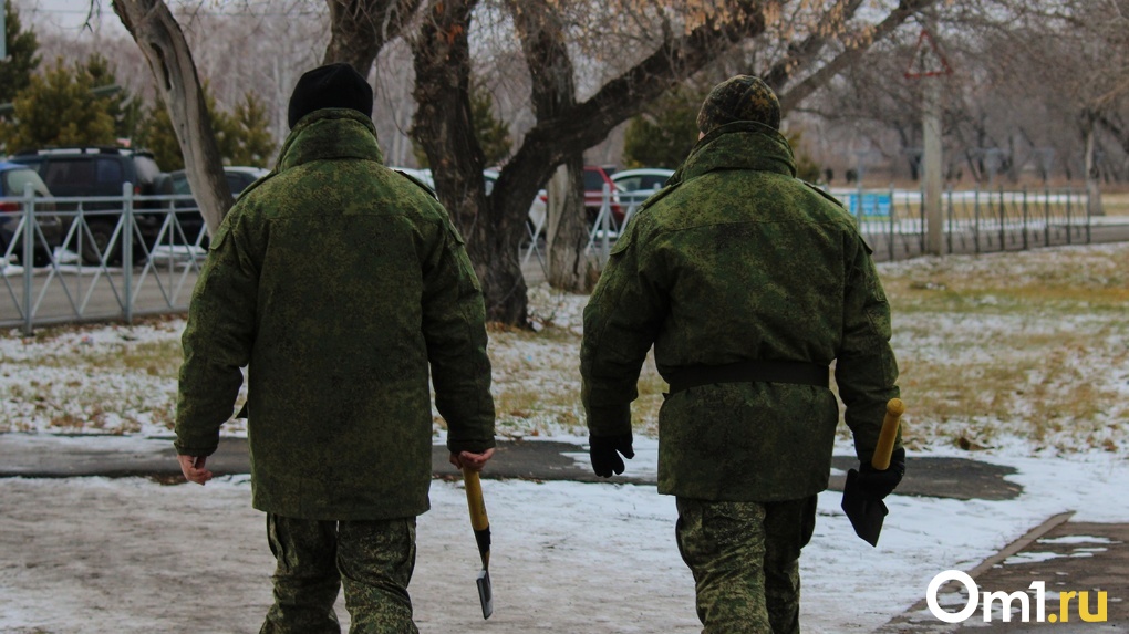 «Заказывают стейки и борщ»: ради чего мобилизованные приезжают в Омск