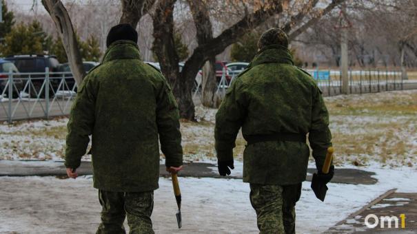 «Заказывают стейки и борщ»: ради чего мобилизованные приезжают в Омск