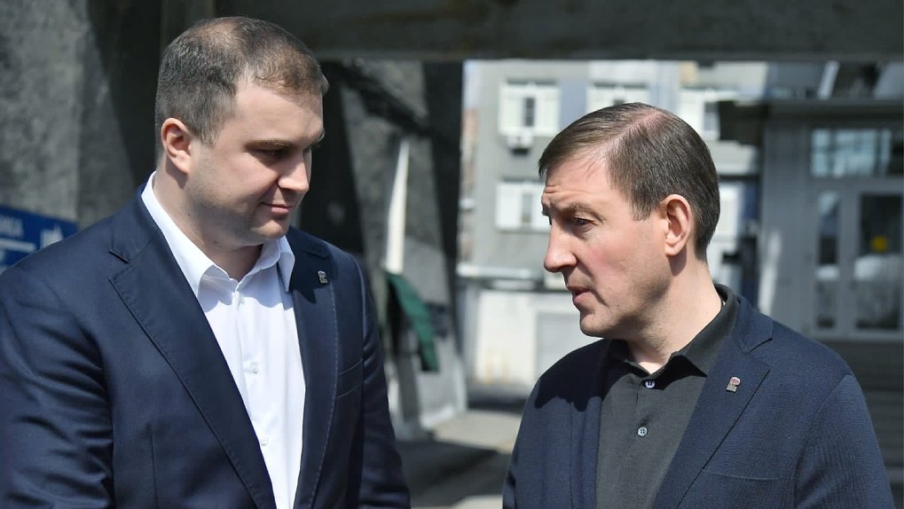 Партия «Единая Россия» официально выдвинет Виталия Хоценко на пост губернатора Омской области