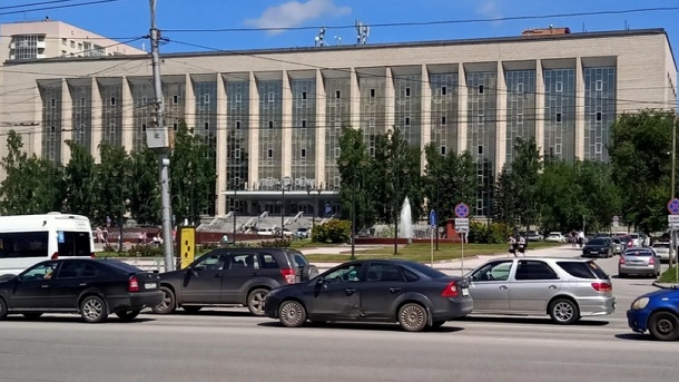 Дороги перекрыли в Новосибирске из-за полумарафона «ЗаБег. РФ»: список улиц