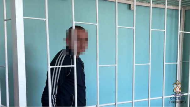 В Омске будут судить молодого человека, который избил и ограбил инвалида