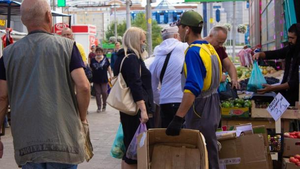 Силовики провели рейд на складах ПЭК в Новосибирске в поисках нелегальных мигрантов