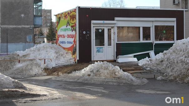 Почему в Новосибирске не могут убрать пыль? Комментарий мэра