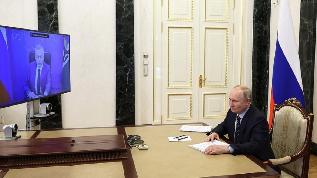 Путин обсудил с губернатором Травниковым вопрос нехватки бригад скорой помощи в Новосибирской области