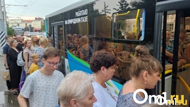 Правила жизни в жару: что можно и что нельзя делать омичам