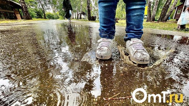 Сильный дождь пройдёт в Омске после обеда