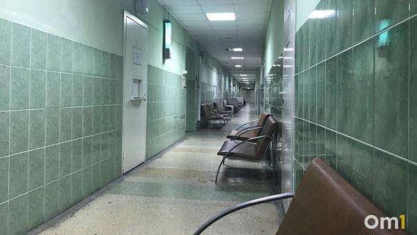 В омской больнице № 2 назначили нового исполняющего обязанности главного врача