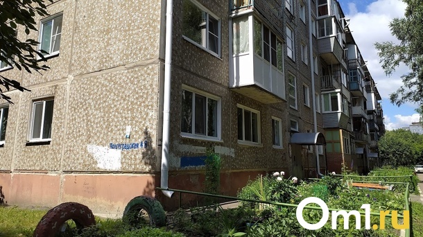 Средней омской семье надо 8 лет, чтобы накопить на квартиру