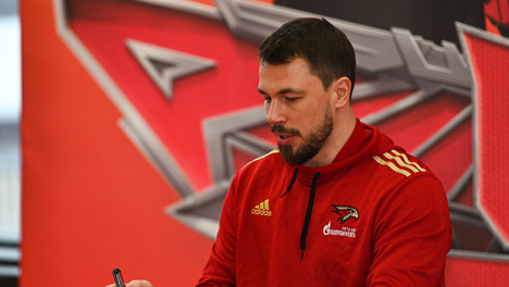 Капитан омского «Авангарда» Алексей Емелин покидает команду