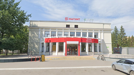 В Омске продают 83-летнее здание бывшей библиотеки Аграрного университета за 105 миллионов рублей