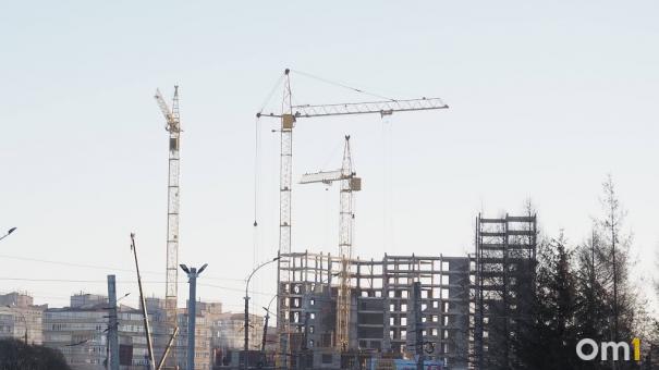 Крупным застройщикам в Омске в 30 раз снизят арендную плату