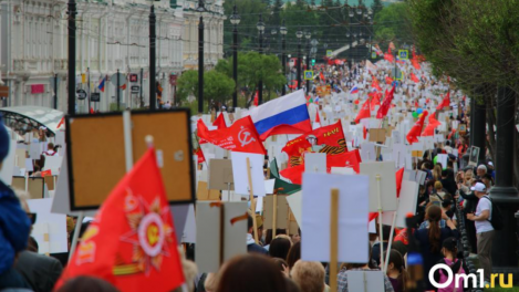 «Бессмертный полк» был, а салют так и не случился: как Омск праздновал 80-летие Победы