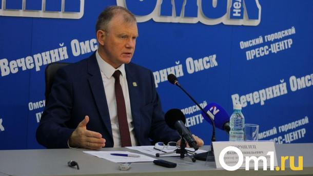 Глава омского Дептранса рассказал, как контролируют график движения транспорта