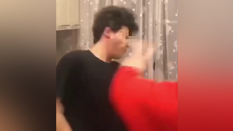 Лидер новосибирских мусульман прокомментировал видео с наказанием читающего стих школьника