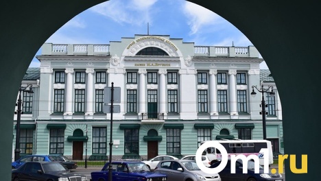 Ритм улиц и... обыденность. Рассказываем, откуда черпают вдохновение омские художницы