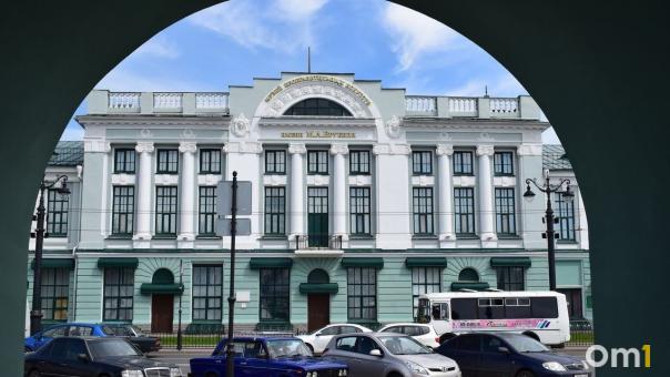 Ритм улиц и... обыденность. Рассказываем, откуда черпают вдохновение омские художницы
