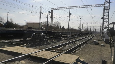 Пустой поезд не даёт омичам добраться до работы уже пять дней