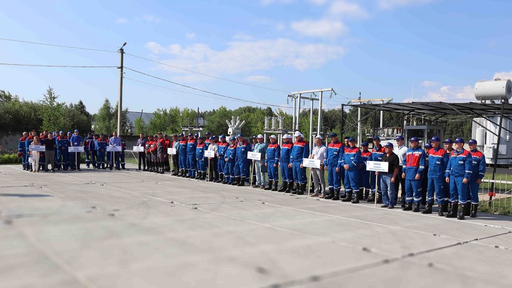 Соревнования электромонтёров по обслуживанию подстанций завершились в Новосибирской области