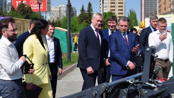 Председатель Заксобрания Новосибирской области Андрей Шимкив обратился к бизнес-сообществу