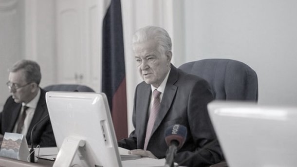 В Омске ушёл из жизни председатель Заксобрания Владимир Варнавский