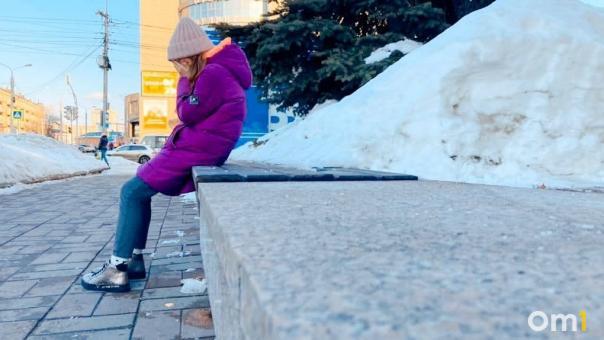 «Смотри, что покажу!»: голый водитель напугал школьницу в Новосибирске