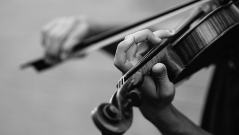 В Омске отменили гала-концерт конкурса молодых скрипачей