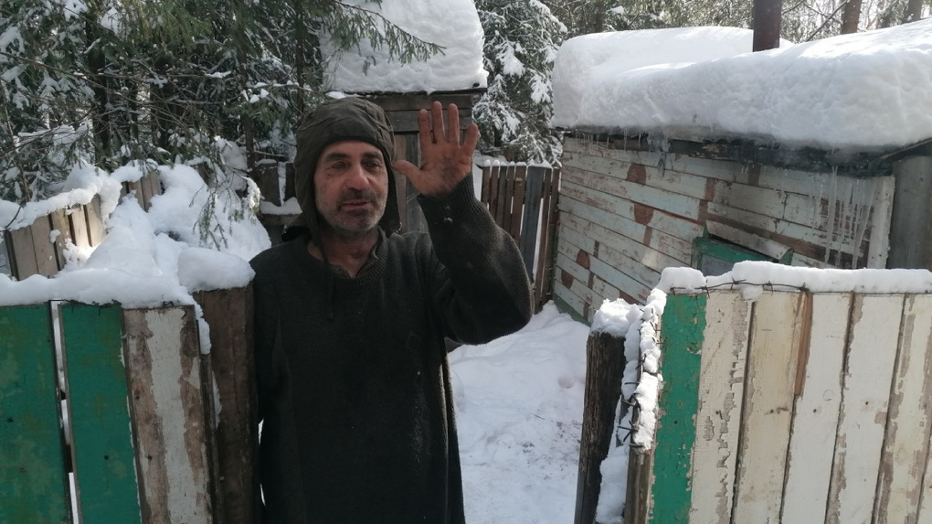 Отшельник из Омска, проживший в лесу 10 лет, обрёл жильё и устроился на работу