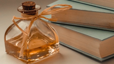 «Вас ждёт мгновенная смерть»: жители Новосибирска напуганы сообщениями в WhatsApp о ядовитых духах