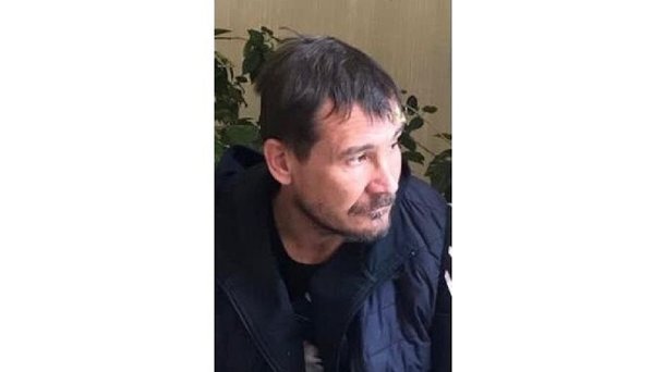 В Омске неделю ищут мужчину, одетого в синюю жилетку