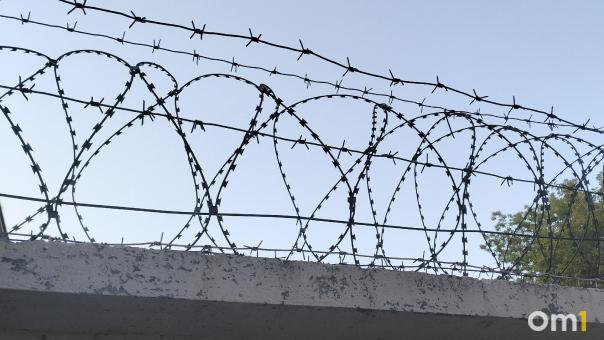 В Омске отправили в СИЗО иностранца, который надругался над девочкой-подростком