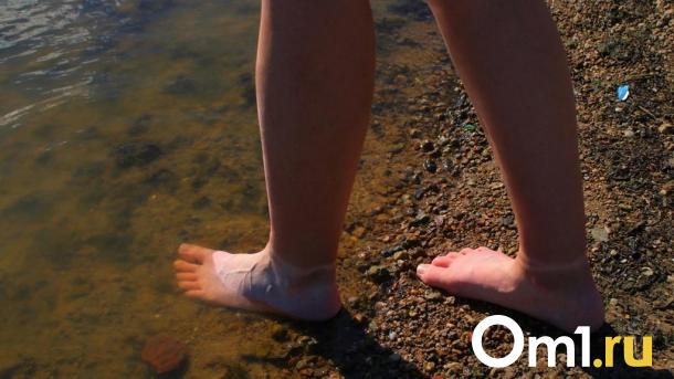 Пятерых детей поймали на купании в запрещённом месте у омского озера