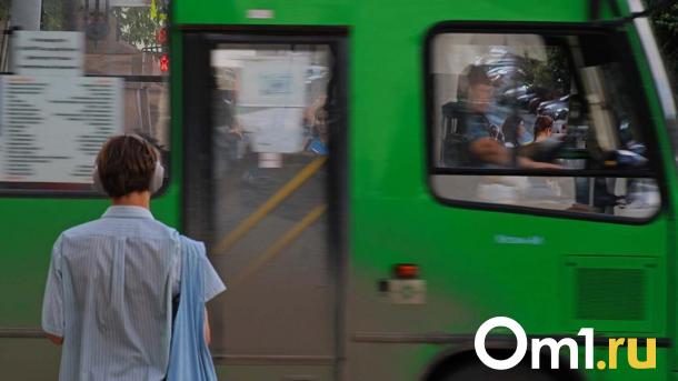 Пассажирский автобус подвергся обстрелу в Улан-Удэ