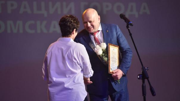 Сергей Шелест поздравил с профессиональным праздником работников омской «Тепловой компании»