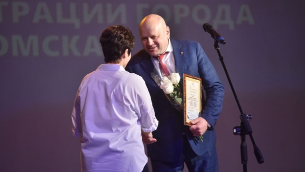 Сергей Шелест поздравил с профессиональным праздником работников омской «Тепловой компании»