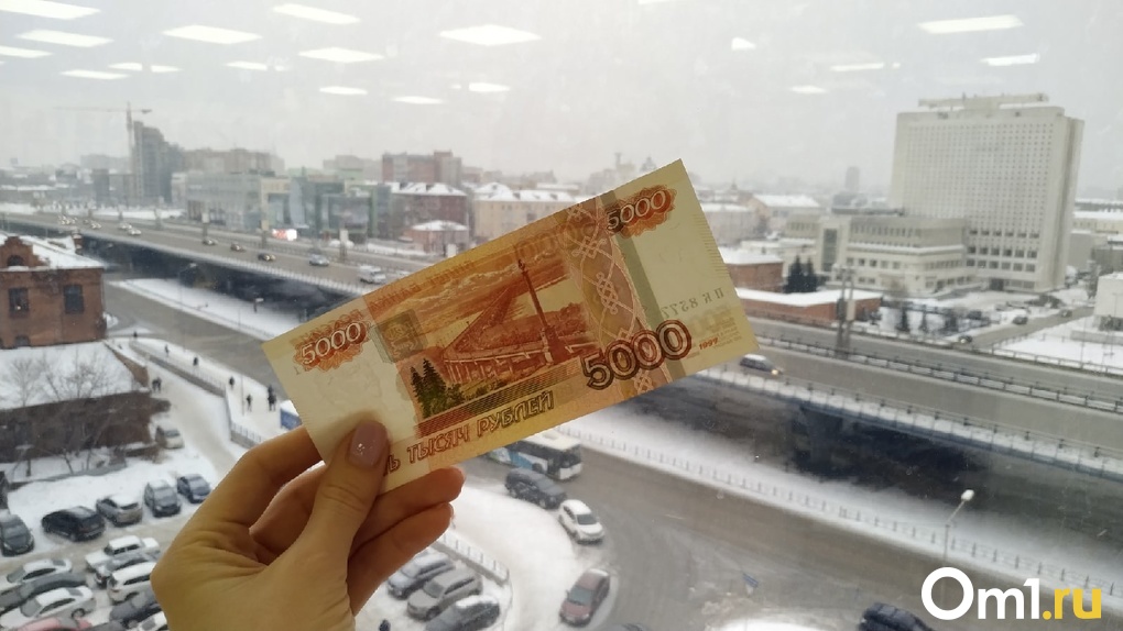На фоне новостей о признании Донбасса рубль стал самой нестабильной валютой в мире. Что будет дальше?
