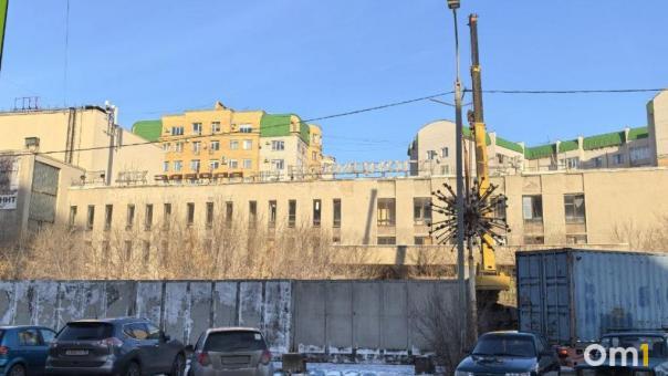 В Омске начались демонтажные работы в ДК имени Козицкого