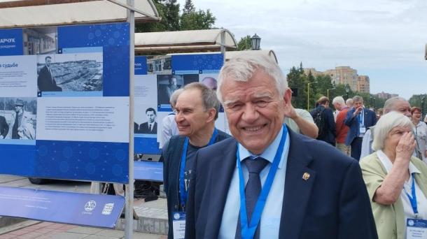 В Академгородке открылась выставка к 100-летию академика Марчука