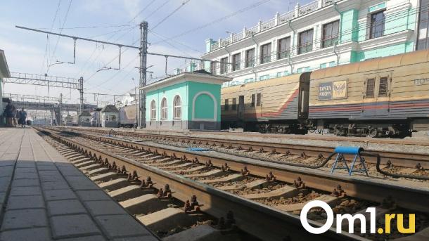 Омичка погибла под колёсами поезда из-за наушников
