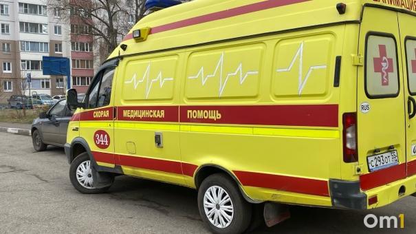 Под Омском водитель КамАЗ наехал на ребёнка