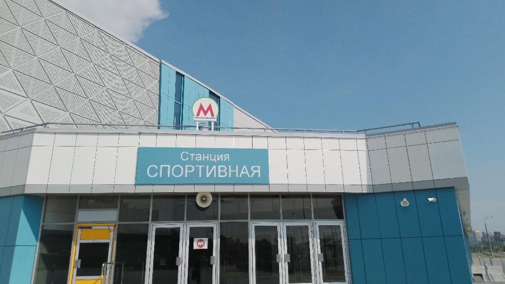 На станции метро «Спортивная» в Новосибирске ведут пуско-наладочные работы