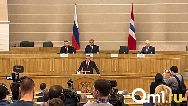 Александр Бурков попросил омичей поддержать нового врио губернатора региона