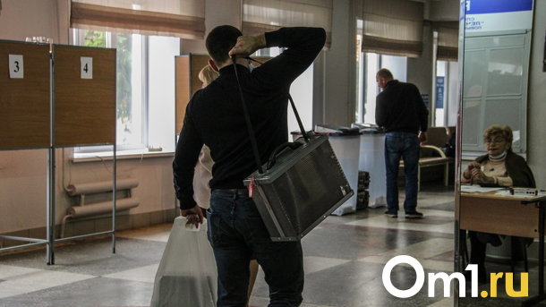 Восьмым кандидатом в губернаторы Омской области стал электромонтёр Скрипаль