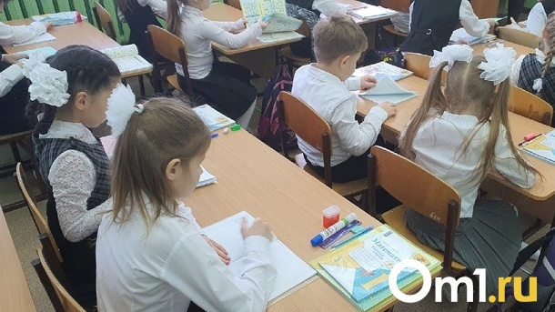 Сколько стоит собрать ребёнка в школу в Новосибирске в 2022 году