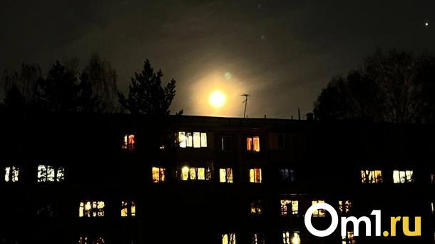 В Омске начали проверку из-за серии хлопков в разных районах города