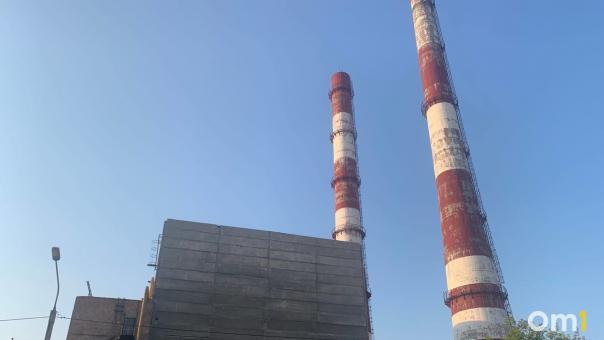«Глаза слезятся»: омичи жалуются на запах гари из-за лесных пожаров