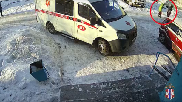 В Омске женщина напала с перцовым баллончиком на незнакомку