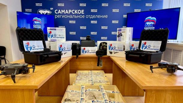 Владимир Гутенёв передал бойцам коптеры и необходимое для фронта