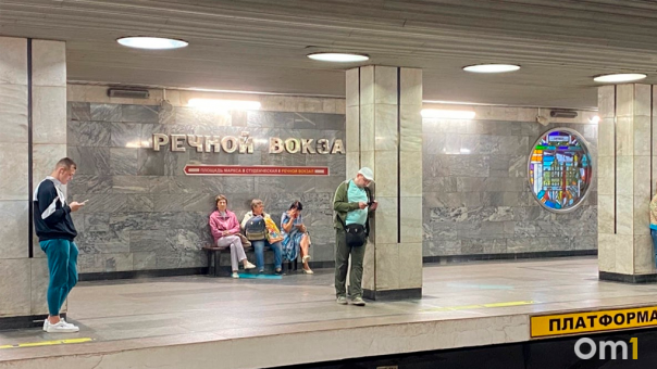 В Новосибирске продолжают ремонтировать эстакаду метромоста