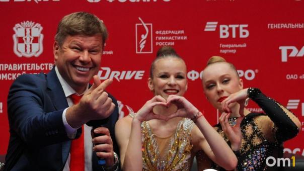 Губерниев высказался о тележках в Омском аэропорту